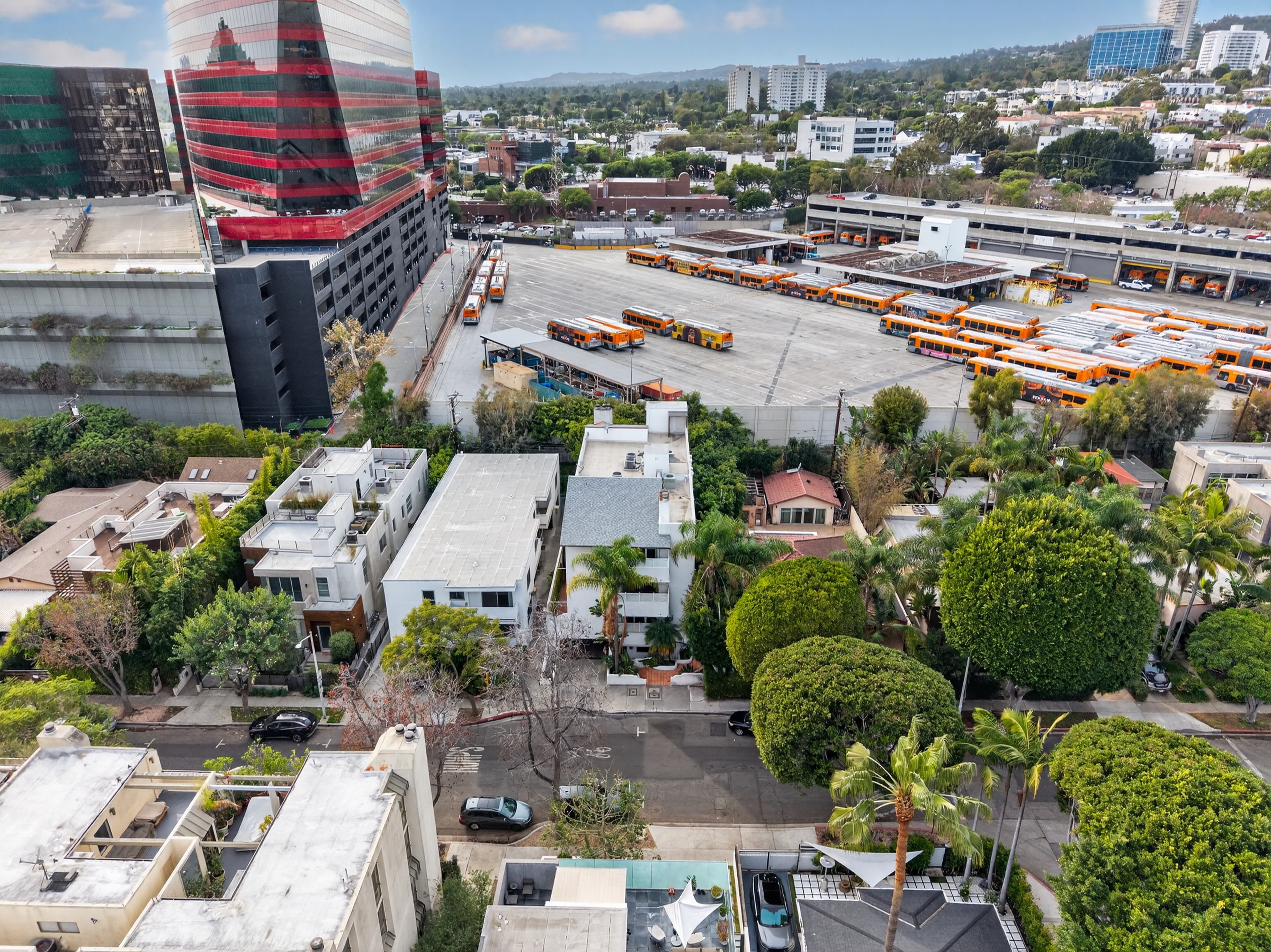 733 Huntley Drive - Photo 5